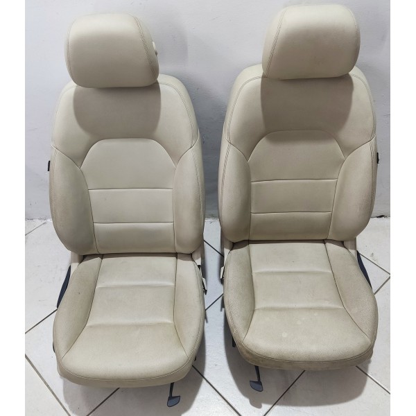 Jogo Banco Dianteiro Mercedes B200 2015 Sem Bolsa Lateral