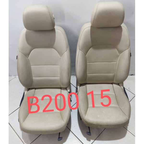 Jogo Banco Dianteiro Mercedes B200 2015 Sem Bolsa Lateral