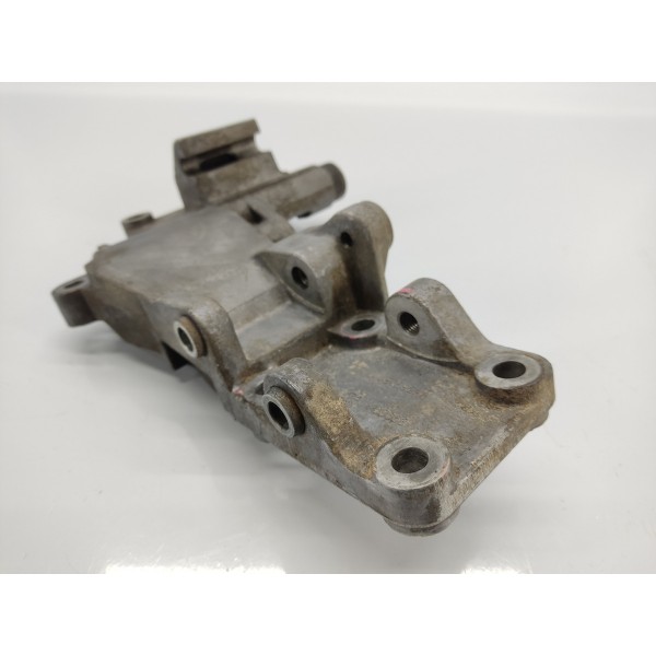 Suporte Bomba Alternador Fiat Freemont 2.4 2011 04891592aa