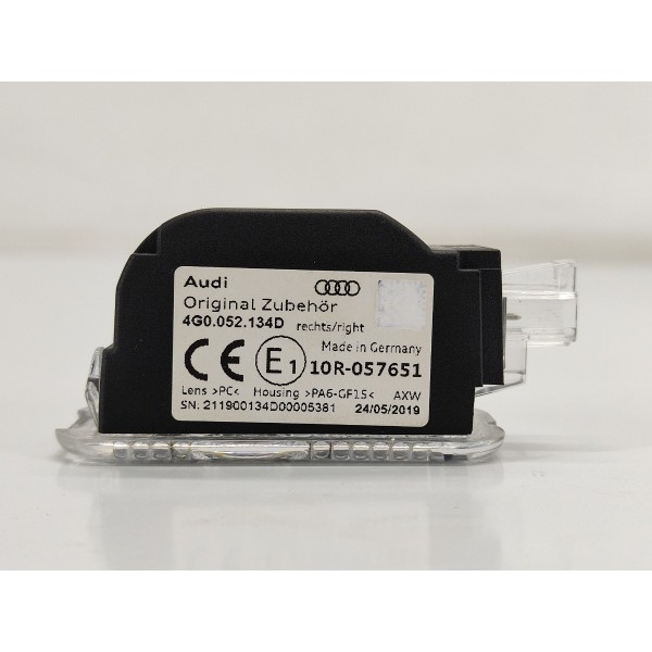 Luz Forro Porta Logotipo D.d Audi Q8 2019 4g0052134