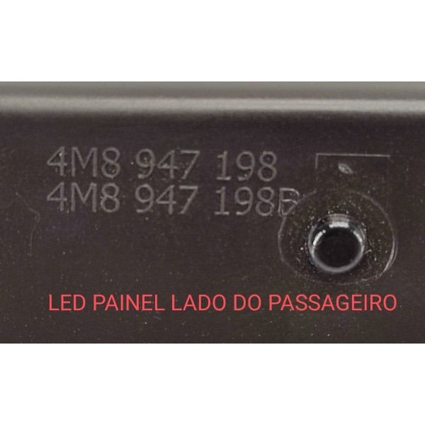 Led Luz Painel Direito Passageiro Audi Q8 2019 4m8947198