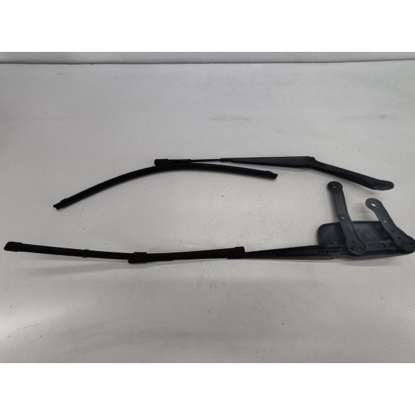 Par Braço Limpador Para Brisa Mercedes Cla 45 Amg 2016