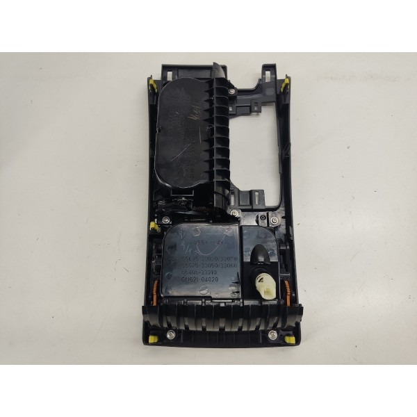 Moldura Porta Treco Tomada 12v Console Toyota Camry V6 2009