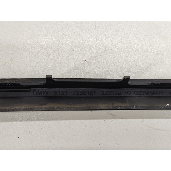 Aplique Friso Para Brisa Lado Esquerdo Bmw 320i N20 2015