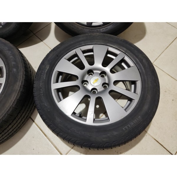 Jogo Roda R17 Chevrolet Captiva 3.6 2011 Pneu Ruim