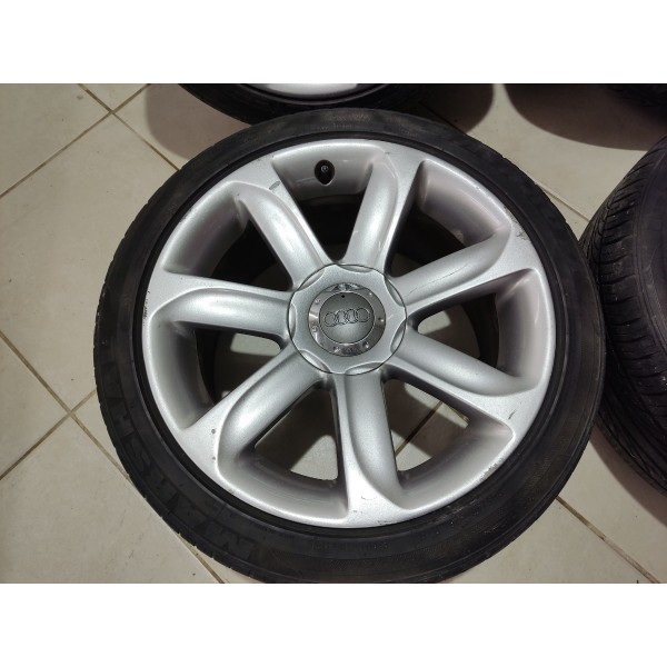 Jogo Roda R18 Audi Tt Roadster 2012