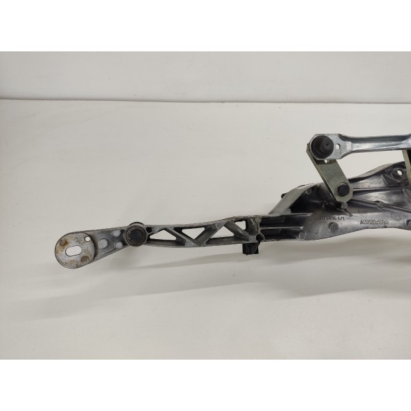 Galhada Limpador Para-brisa Mercedes C250 2013