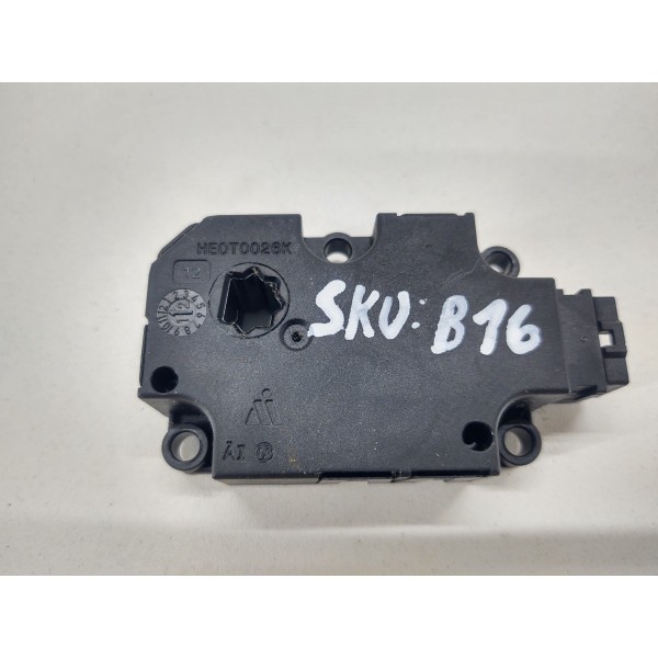 Motor Atuador Caixa Evaporadora Mercedes B200 2015 033