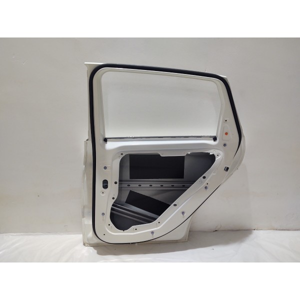 Porta Traseira Direita Mercedes B200 2015 C/ Detalhe