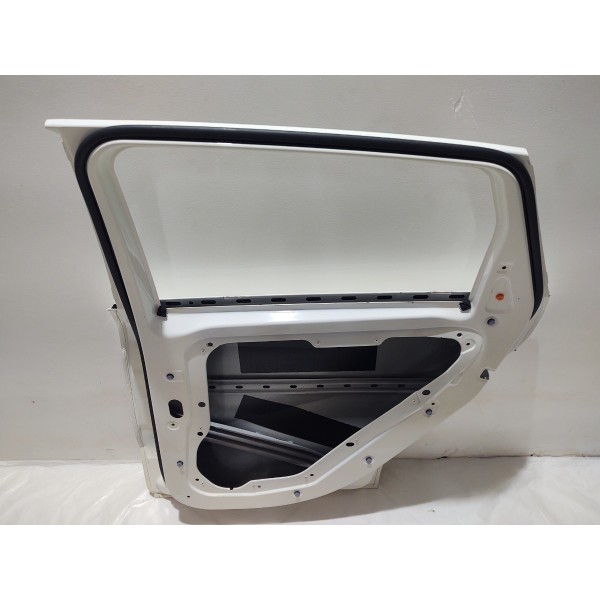 Porta Traseira Direita Mercedes B200 2015 C/ Detalhe