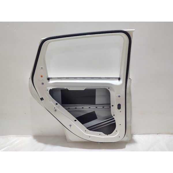 Porta Traseira Esquerda Mercedes B200 2015